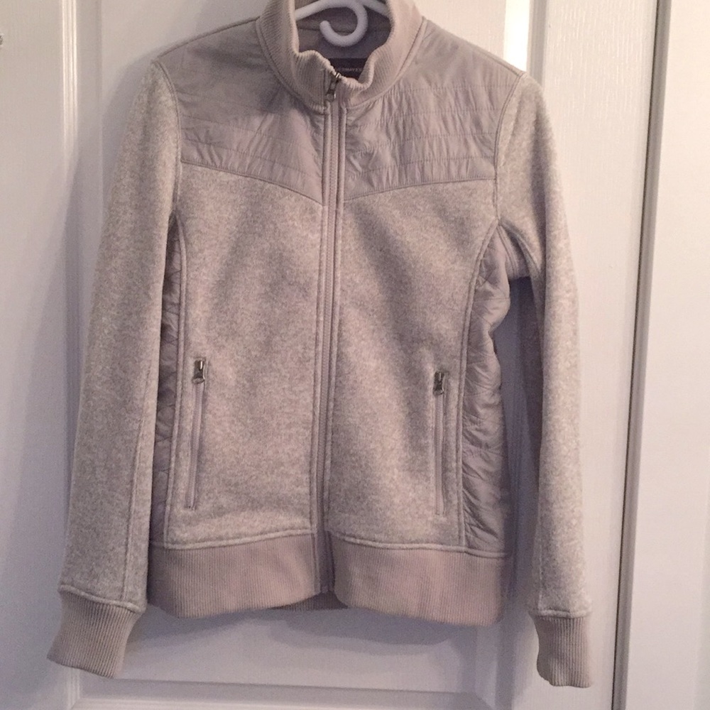 Warm zip up sweater jacket!